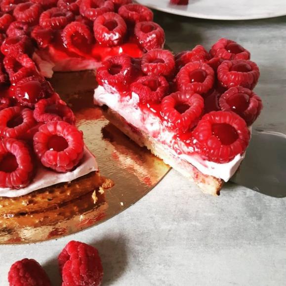 Réalisation d'une tarte aux framboise